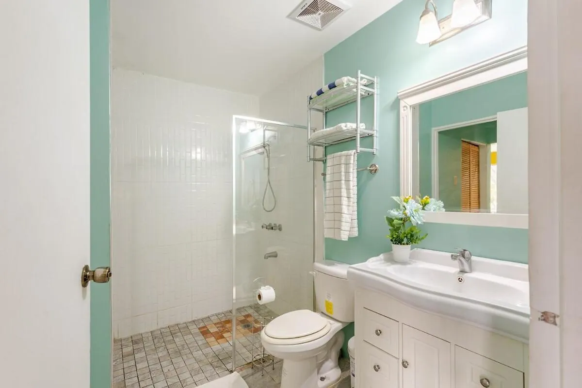 Calypso Villa - 2Bedrm 2Bathrm Pool View & Beach 203 Montego Bay 0*,  Jamajka