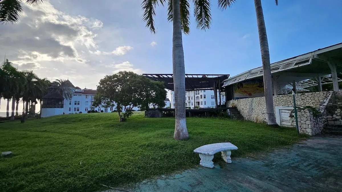 Apartament Calypso Villa - 2Bedrm 2Bathrm Pool View & Beach 203 Montego Bay Jamajka